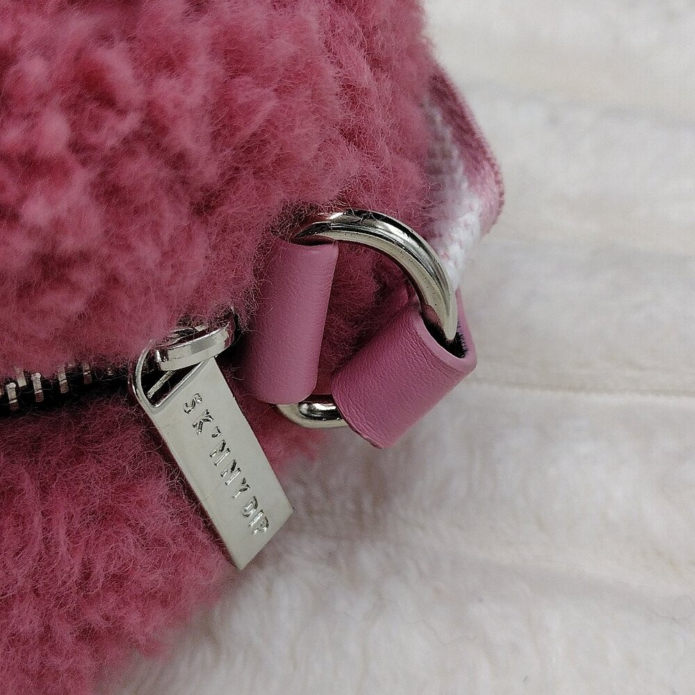 Skinnydip London Millie Small Camera Crossbody Bag – Pink Faux Fur - Picture 6 of 9
